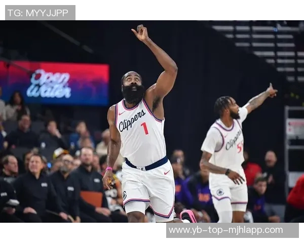 快船客战爵士首发阵容揭晓哈登比尔莱昂纳德祖巴茨小琼斯出战